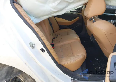 2018 Nissan Maxima 3.5 Sr z USA, uszkodzony, nr VIN 1N4AA6AP1JC389415